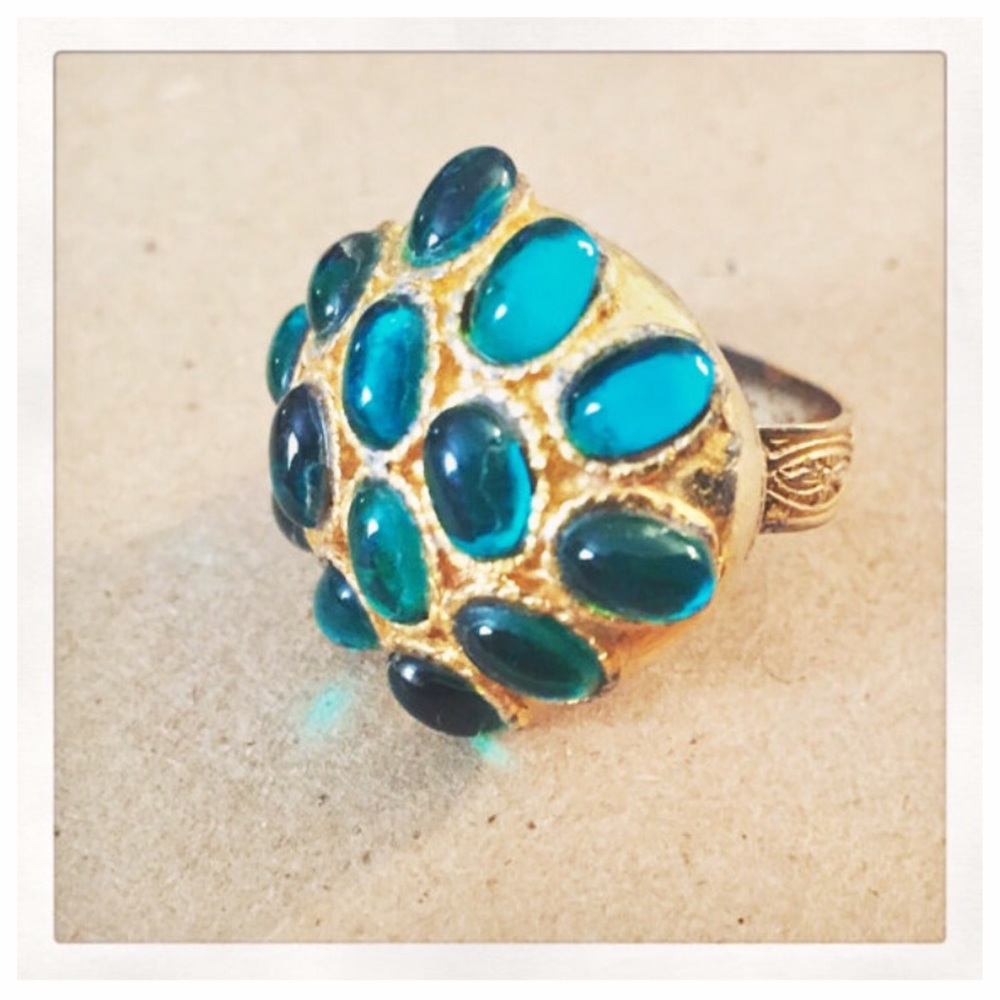 Vintage Green Stone Ring, Gold Tone, Big & Bold!